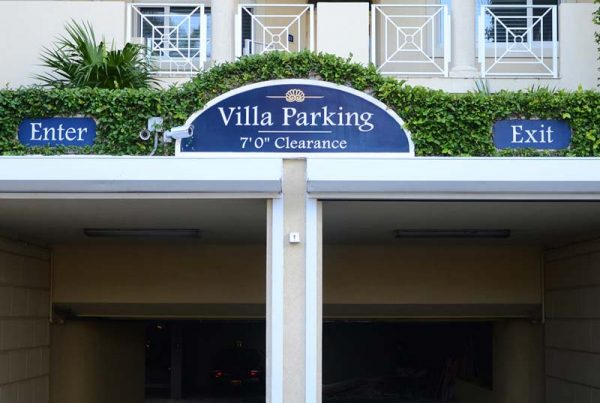 villa parking